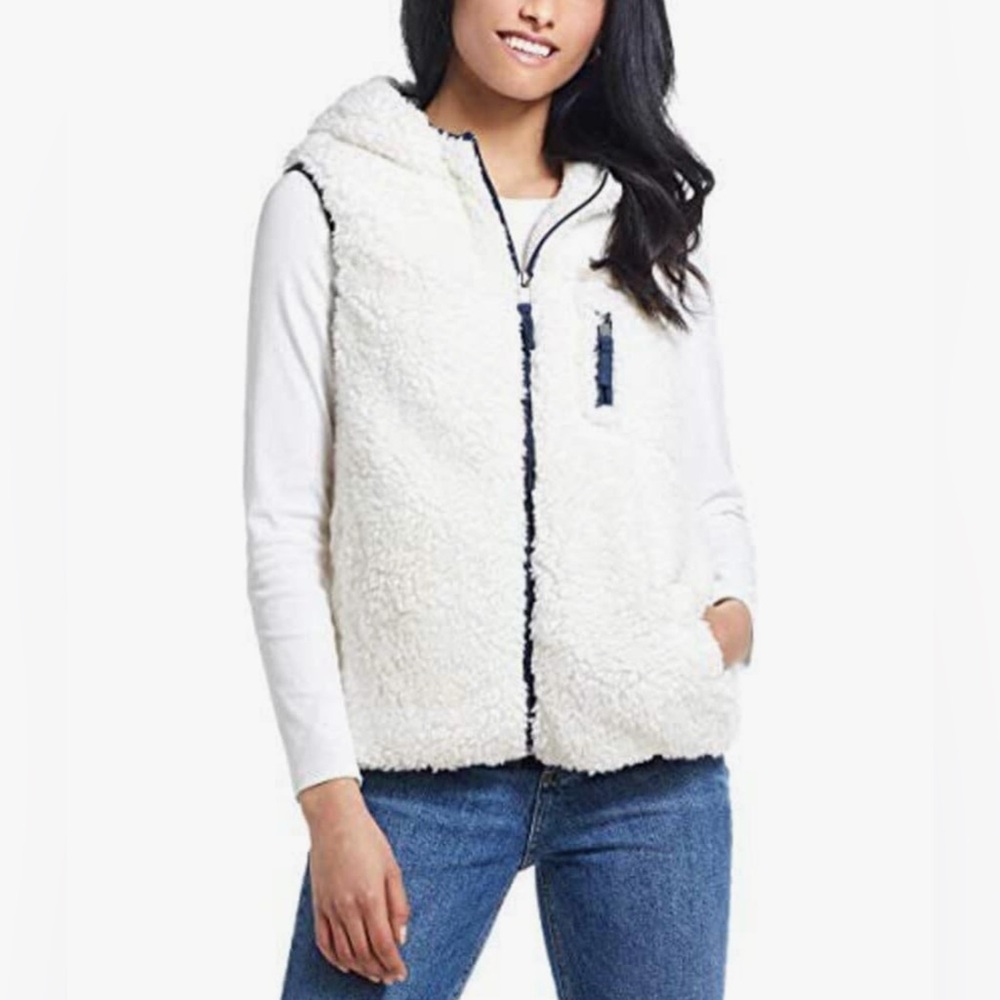 Weatherproof Vintage Comfy Soft Feel Hooded Sherpa Zip Front Vest Medium    NWT